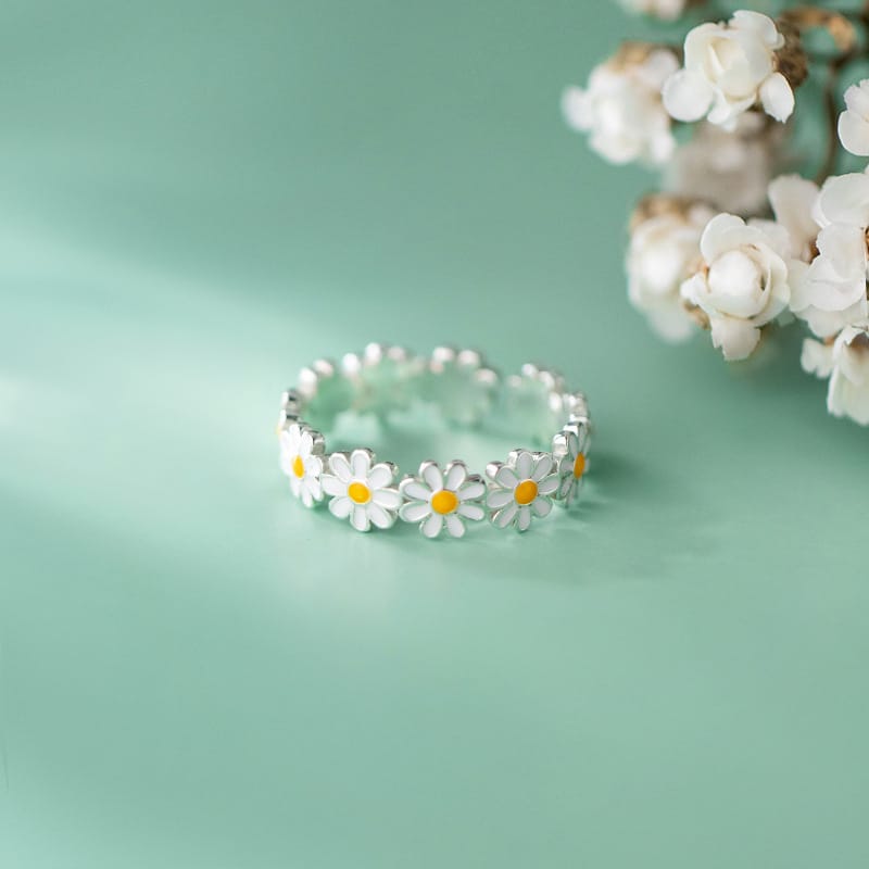 Daisy Crown Ring - (Adjustable)