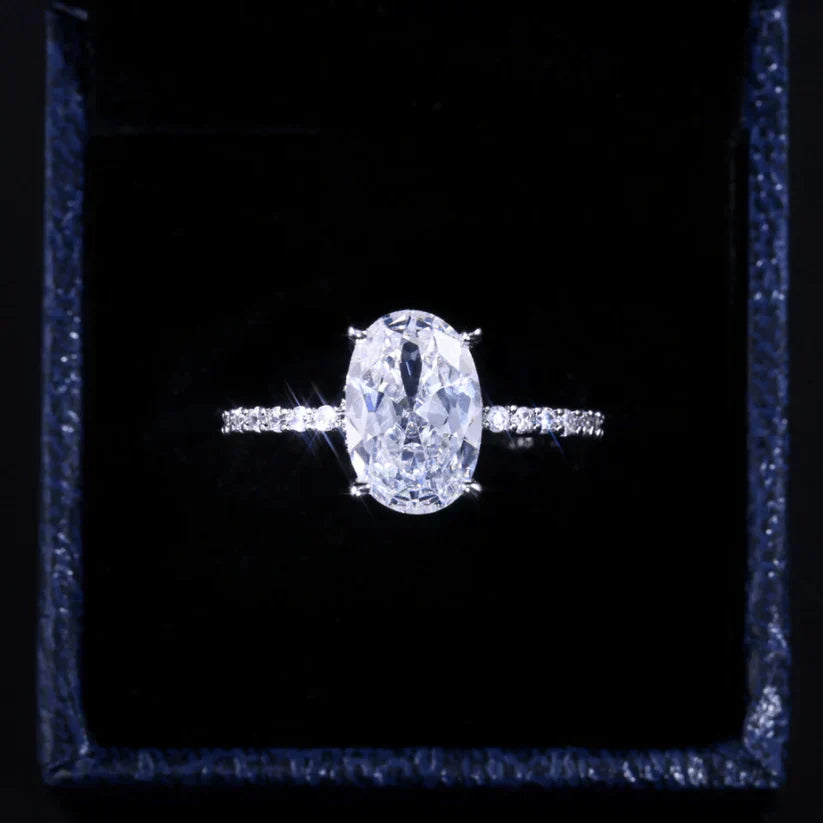 Benigna Pavesi Ring | Weißgold