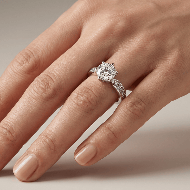 Rose Gold Round Diamond Pavé Ring - (Adjustable)